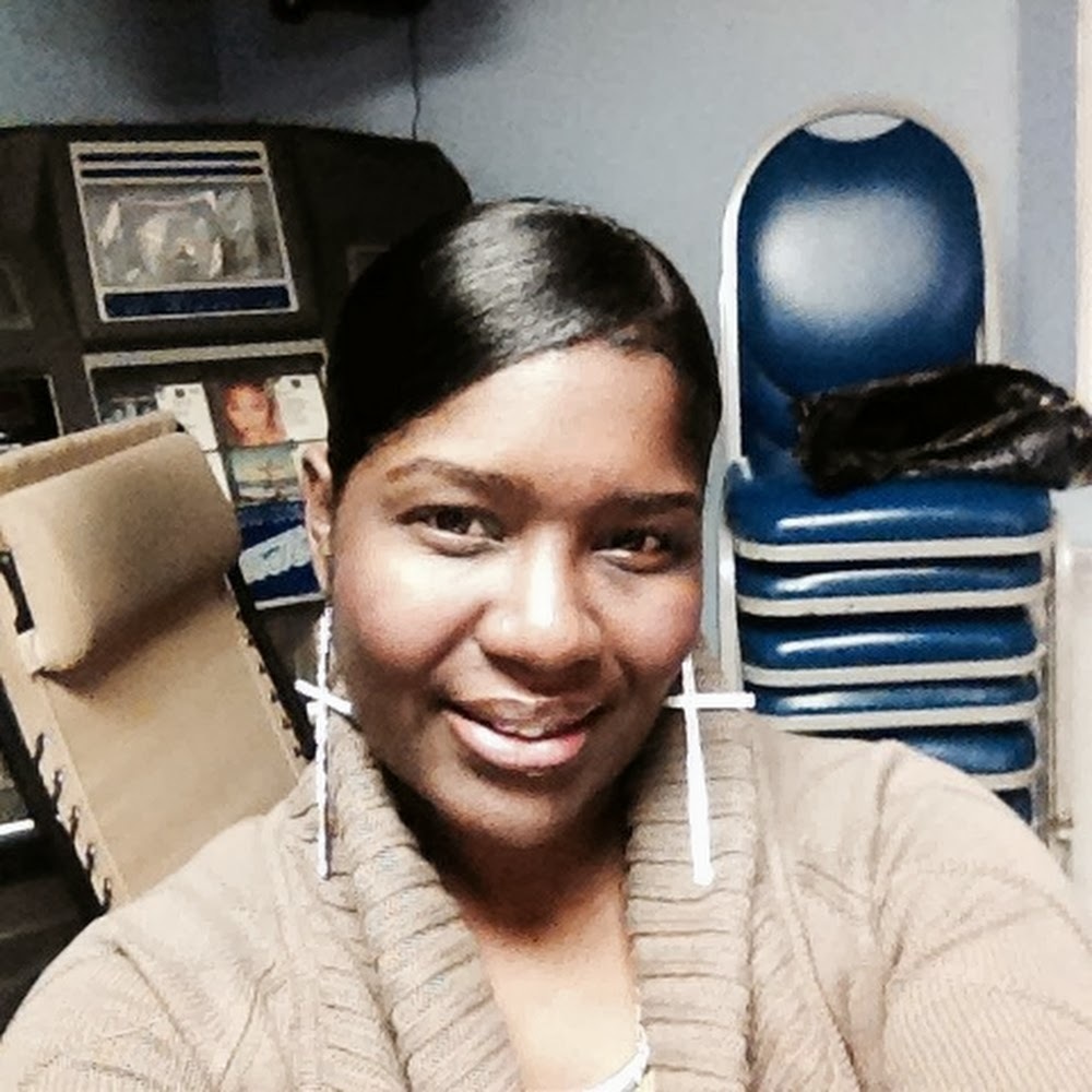 Meet your Posher, Lorrie